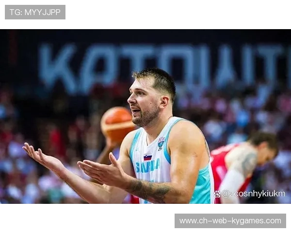 东契奇赛季至今出战153分钟，砍下165分33助攻，东契奇克服颈伤触底反弹 单节暴走狂砍19分强势收胜